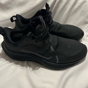 Nike Air Zoom Pegasus 37 Shield Black Weatherproof Shoes CQ8639-001 Women’s 9.5